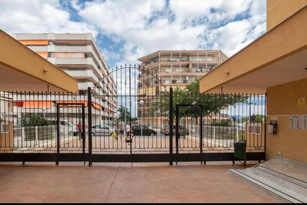 Aquario Rr18 Apartment La Pineda Exterior foto